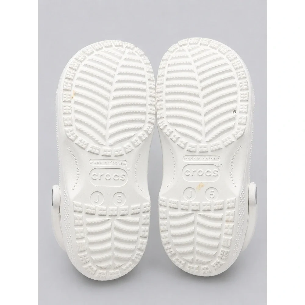 Crocs Classic Clog White Kids Youth J5 Slip On Comfort Casual ShoesOUTOFSTOCK